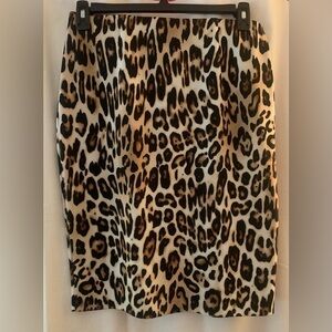 Chico’s Wide-Band-Elastic Waist Leopard Print Skirt Poly/Spandex Blend; Size 1